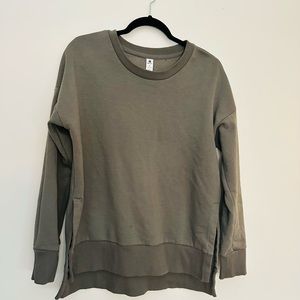 Women’s 90 degree comfy pullover sweatshirt, grey